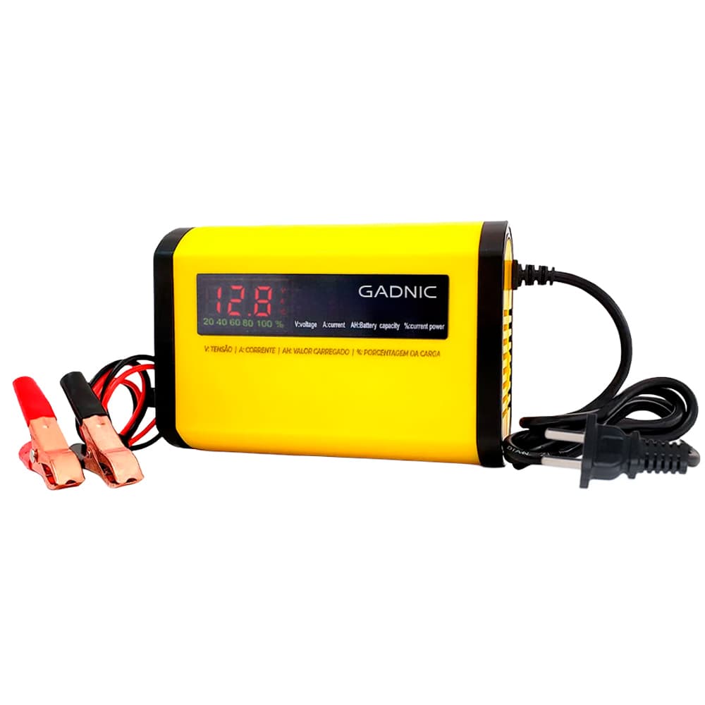 Cargador y Mantenedor De Baterías Auto Moto Lancha Gadnic CBAT-Easy Con Pantalla LED 12 V Outlet